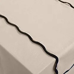 Behúne na stôl - Yrsa (svetlo béžová)