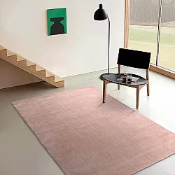 Recyklovaný PET s viskózovým vzhľadom (ružový)