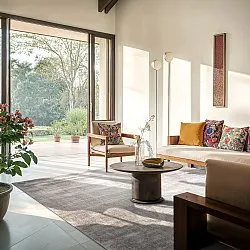 Recyklovaný PET s viskózovým vzhľadom (šedá)