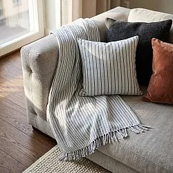 Kuddfodral - Rumi stripe cotton cushion cover (ljusblå/navy/cream)