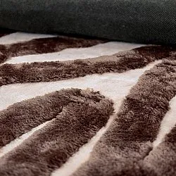 Koberce s dlhým vlasom - Akaba (hnedá/svetloružová)