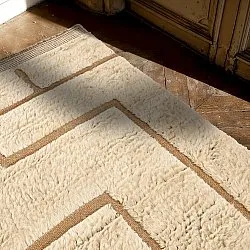 Koberce s dlhým vlasom - Kiberg ručne tkaná vlnená shaggy (krémová)