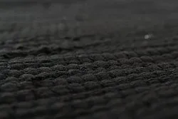 Koberec z kusov - Silje (čierna)