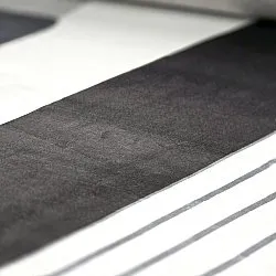 Koberec Wilton - Delft (biely/sivý/čierny)