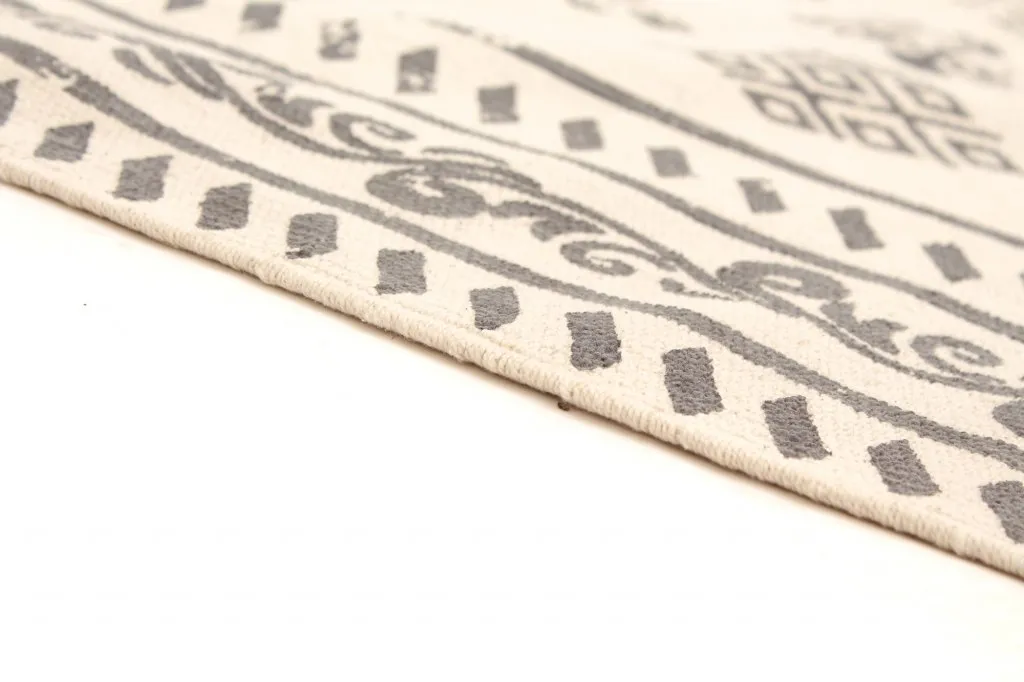 Koberec z kusov - Mundal