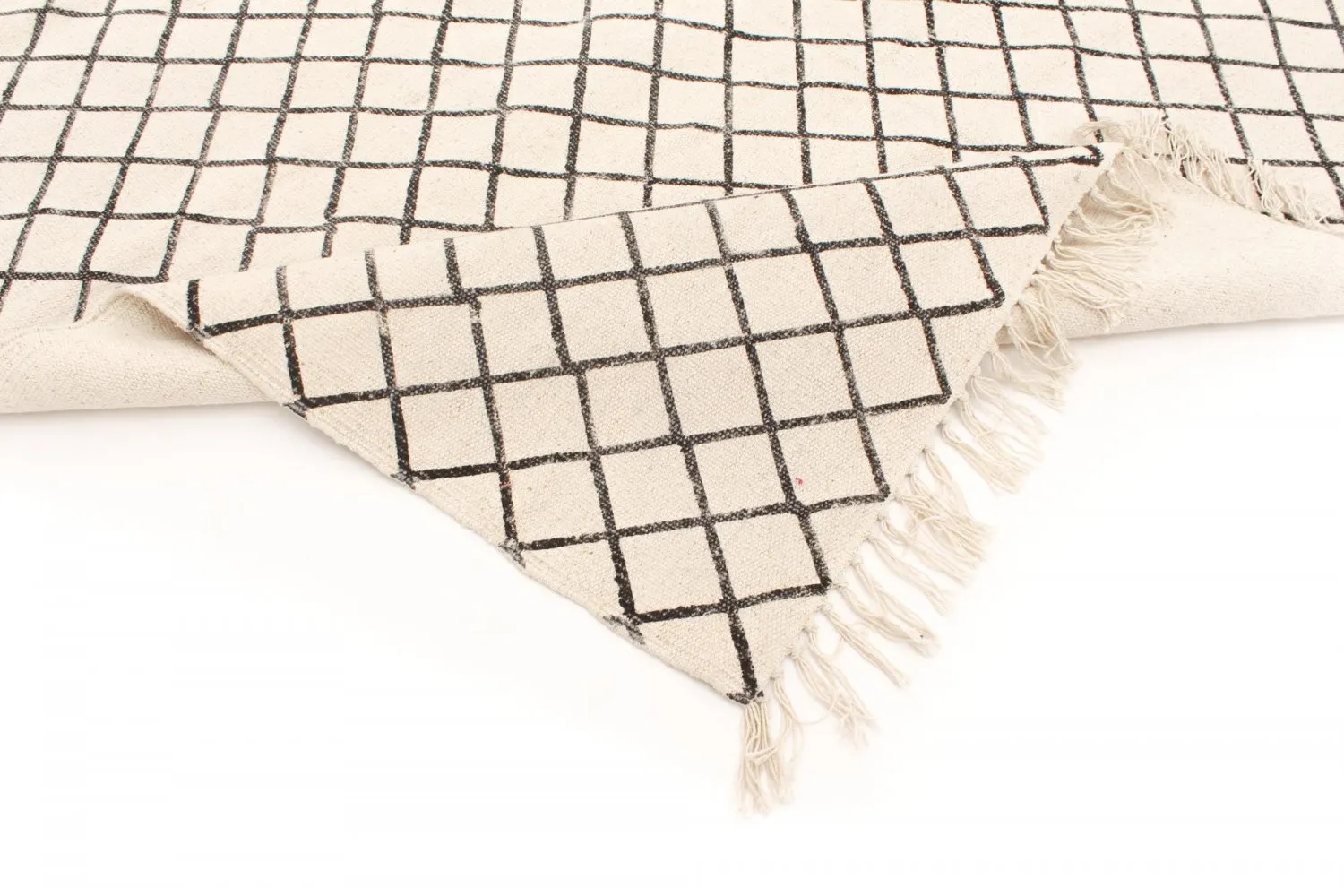 Koberec z kusov - Agadir (čierna/biela)