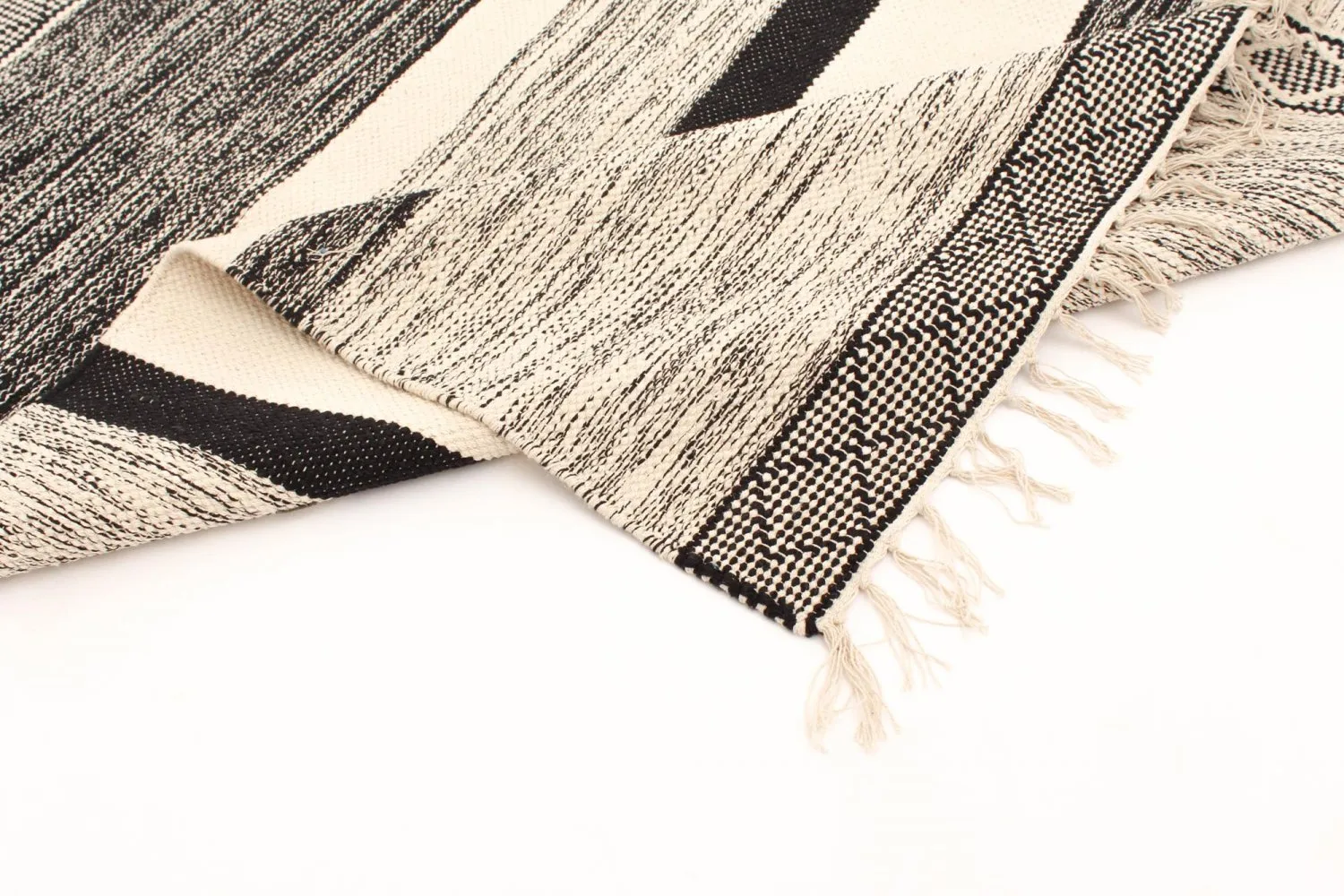 Koberec z kusov - Nikita (šedý)