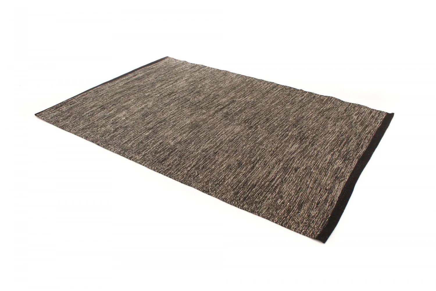 Koberec z kusov - Slite (čierna a biela)