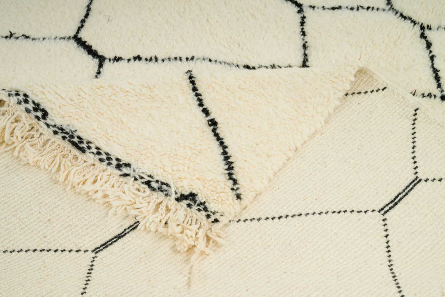 Kilimový koberec Marocký Beni Ourain 210 x 285 cm