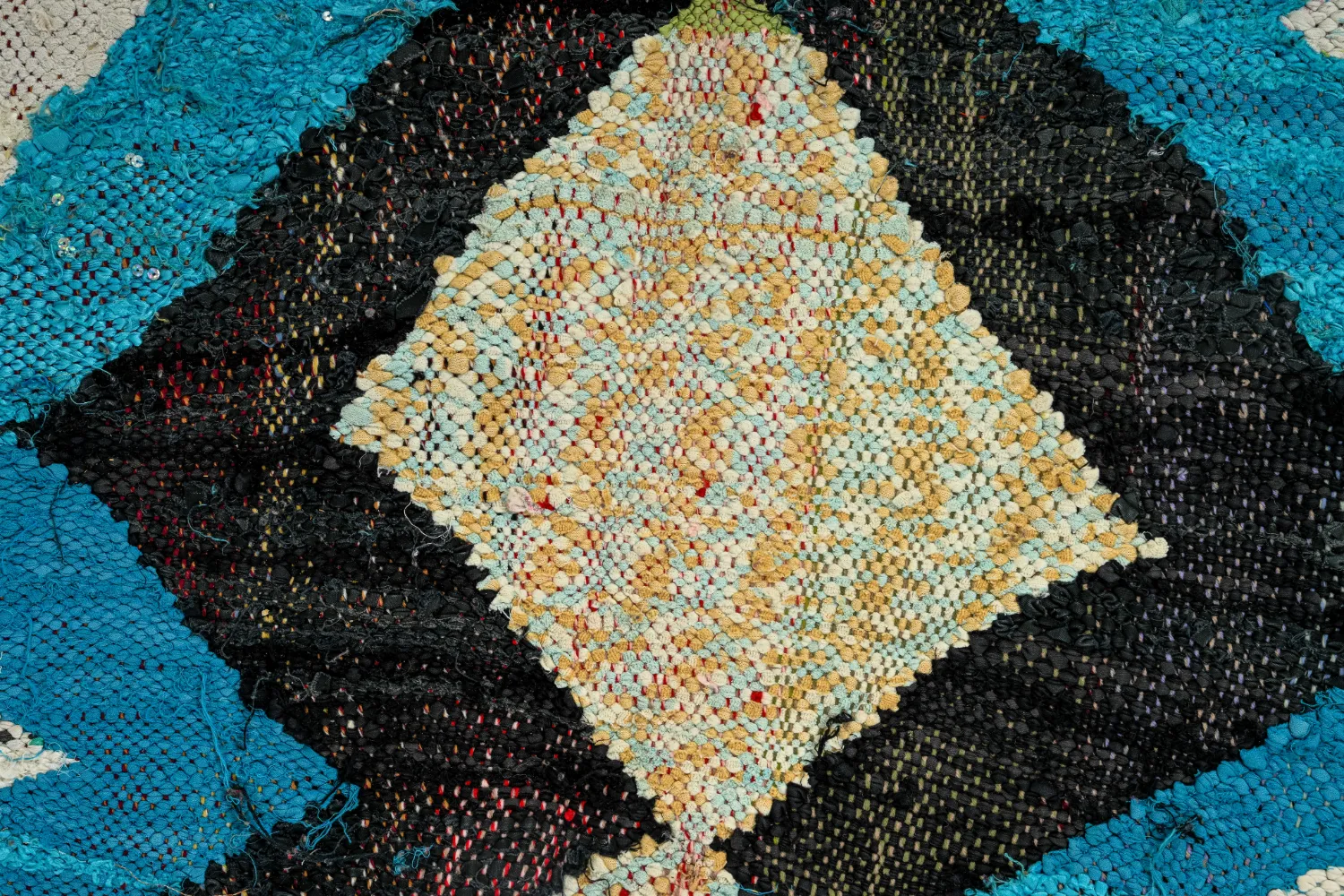 Koberec Berbere Marocký Boucherouite 125 x 250 cm