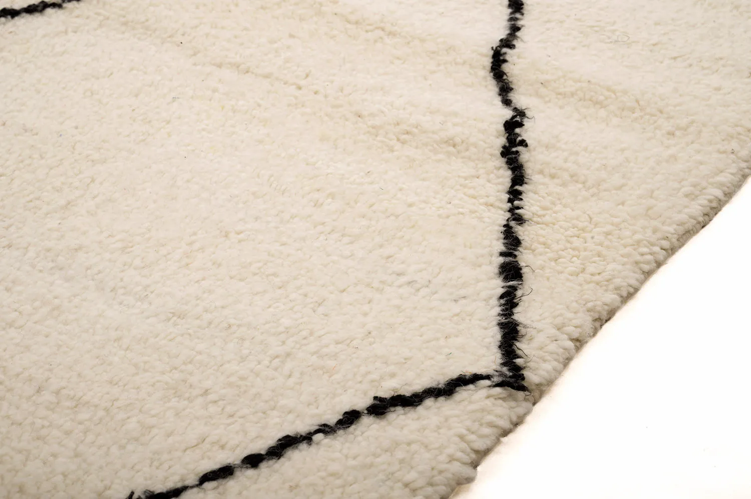 Koberec Kilim Marocký Beni Ourain 150 x 230 cm