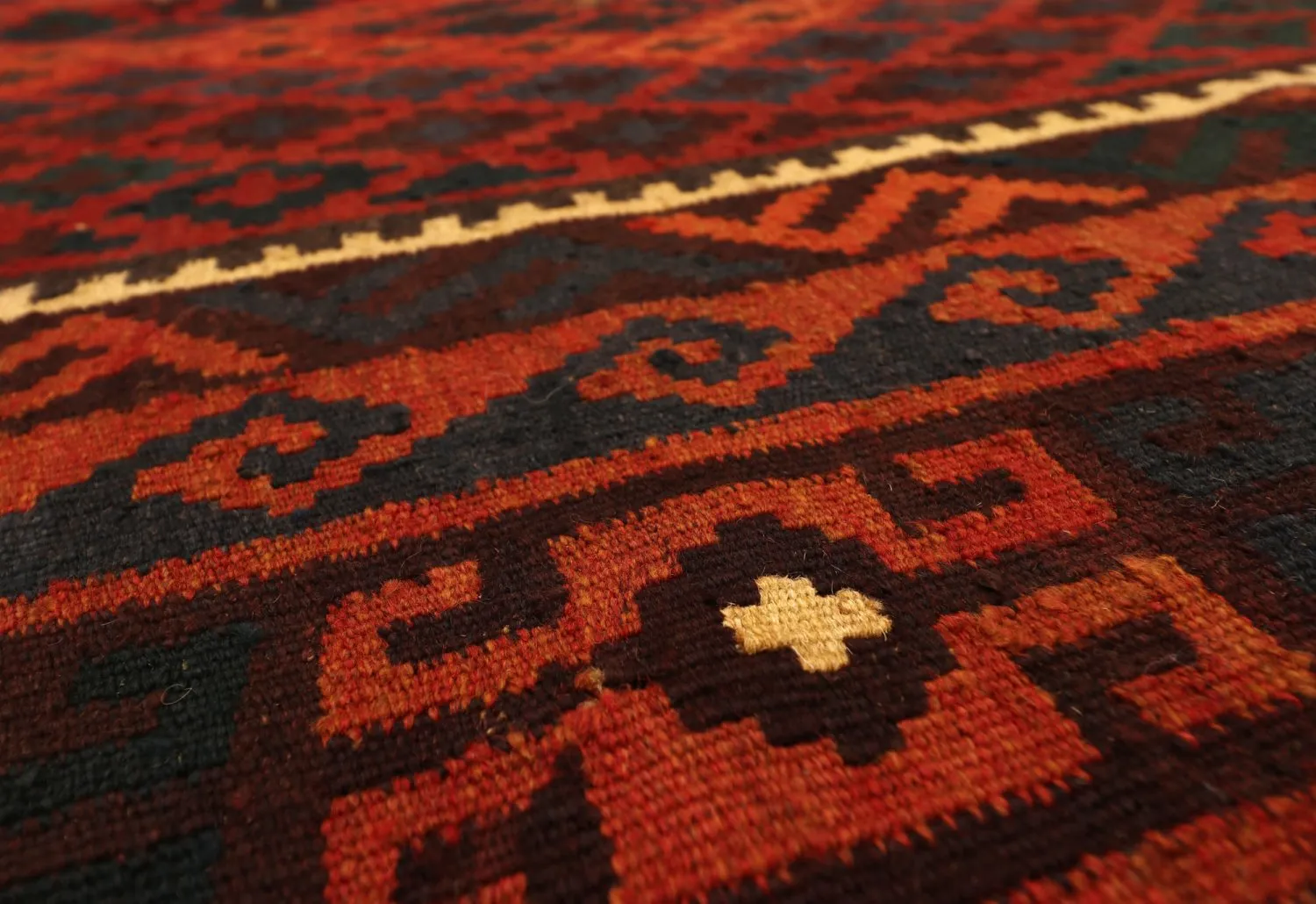 Orientálny kilimový koberec 310 x 188 cm