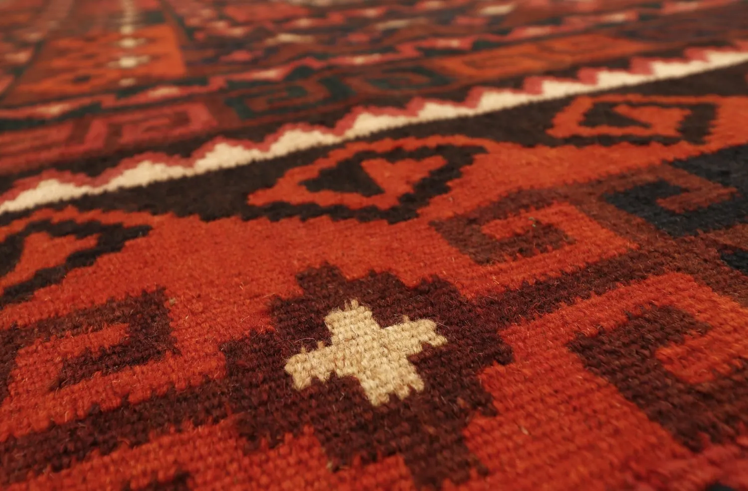 Orientálny kilimový koberec 312 x 245 cm