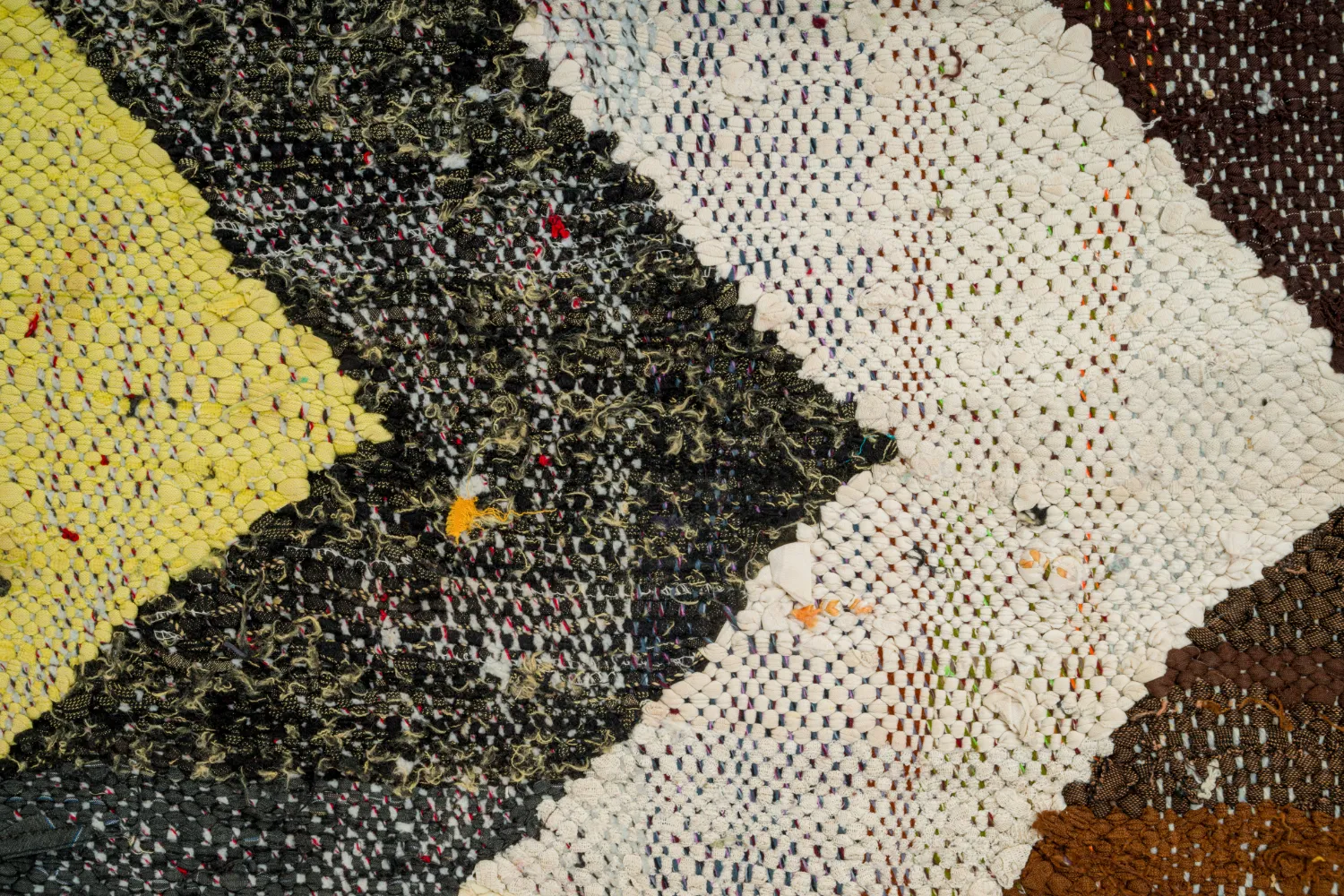 Koberec Berbere Marocký Boucherouite 135 x 230 cm