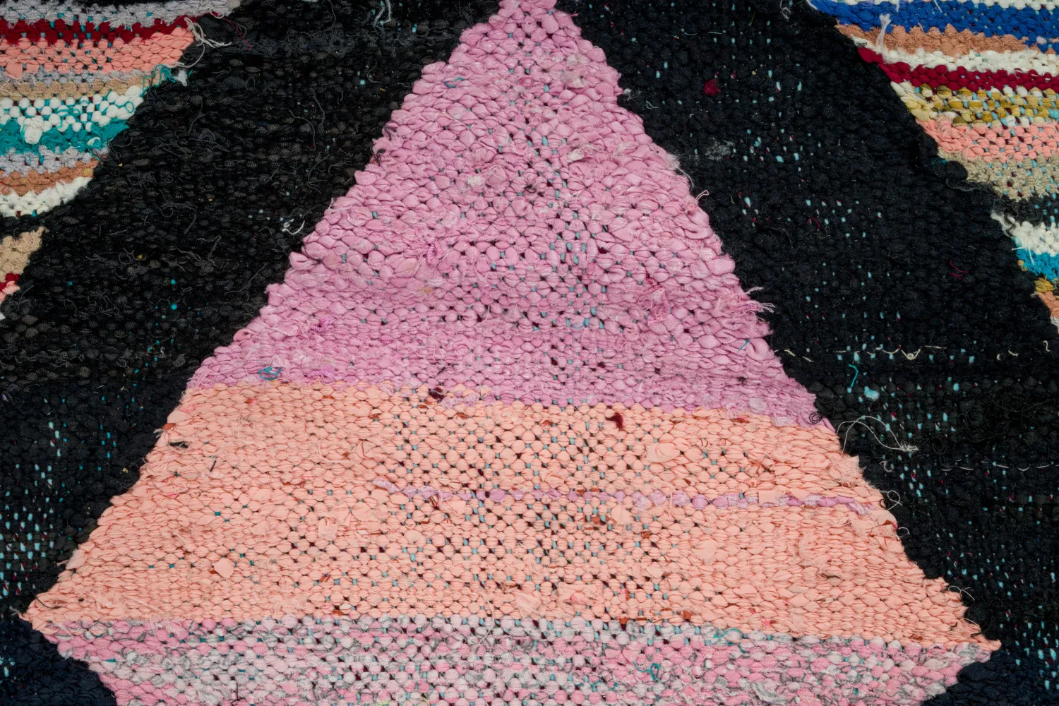 Koberec Berbere Marocký Boucherouite 140 x 255 cm