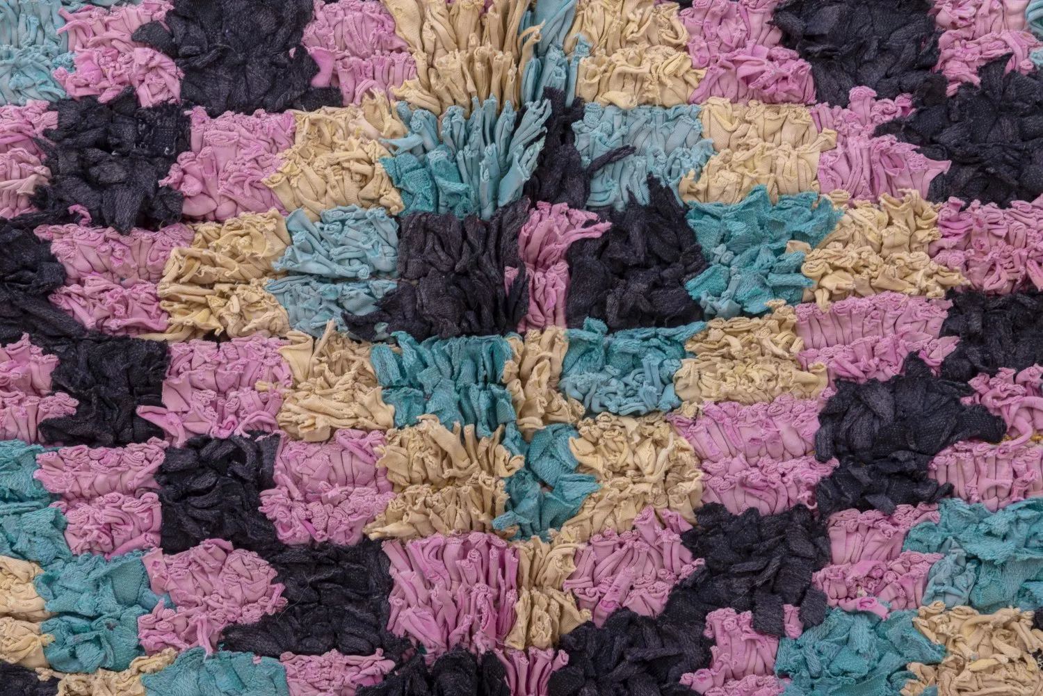 Marockansk Boucherouite-matta 240 x 140 cm