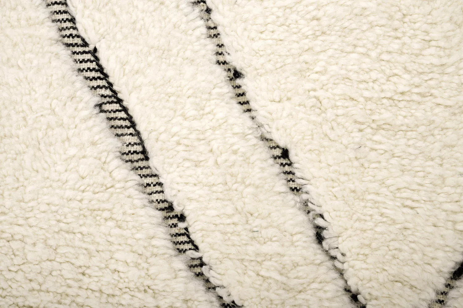 Kilimový koberec Marocký Beni Ourain 210 x 300 cm