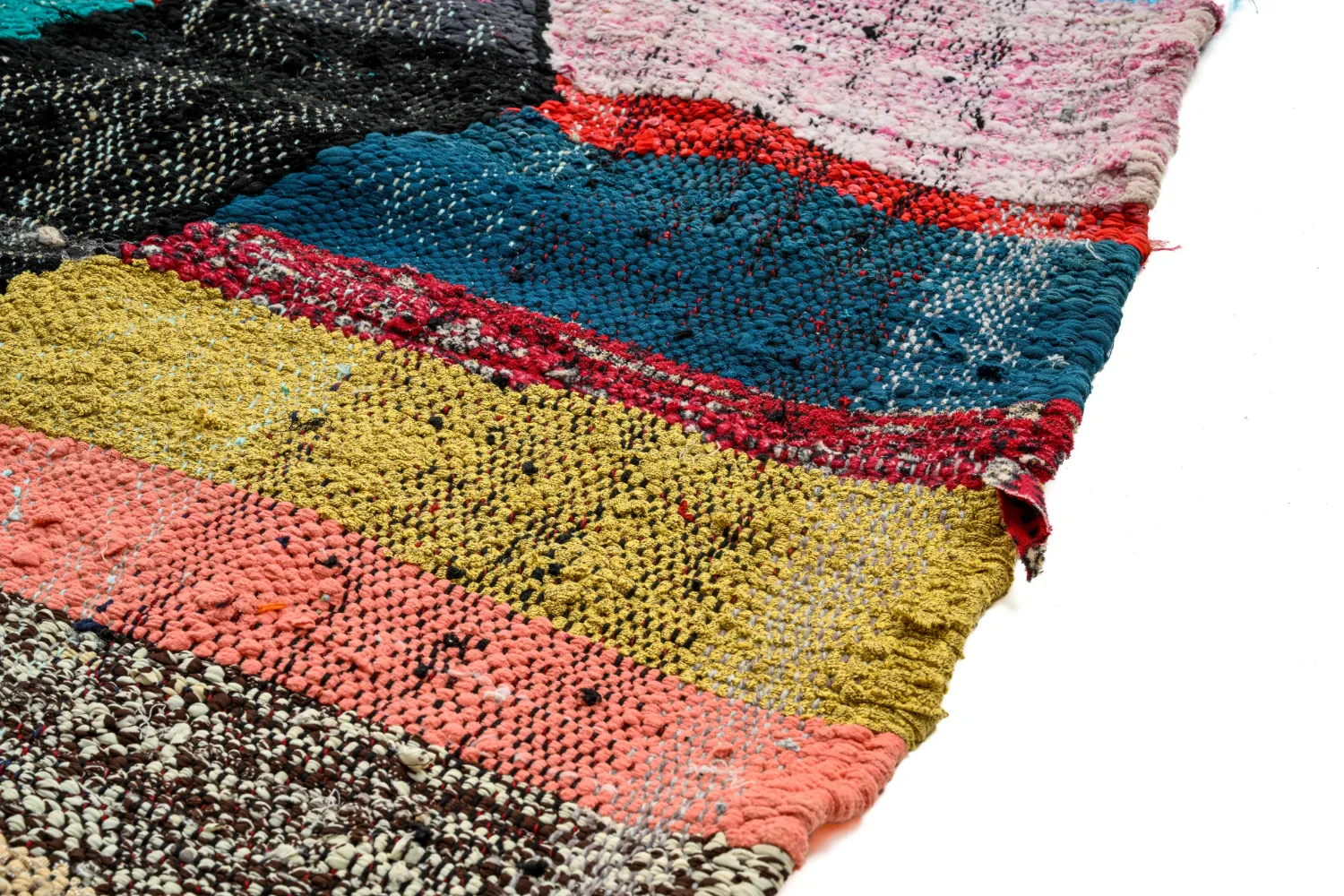 Koberec Berbere Marocký Boucherouite 135 x 230 cm