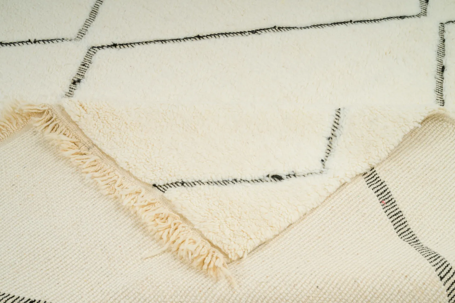 Kilimový koberec Marocký Beni Ourain 205 x 295 cm