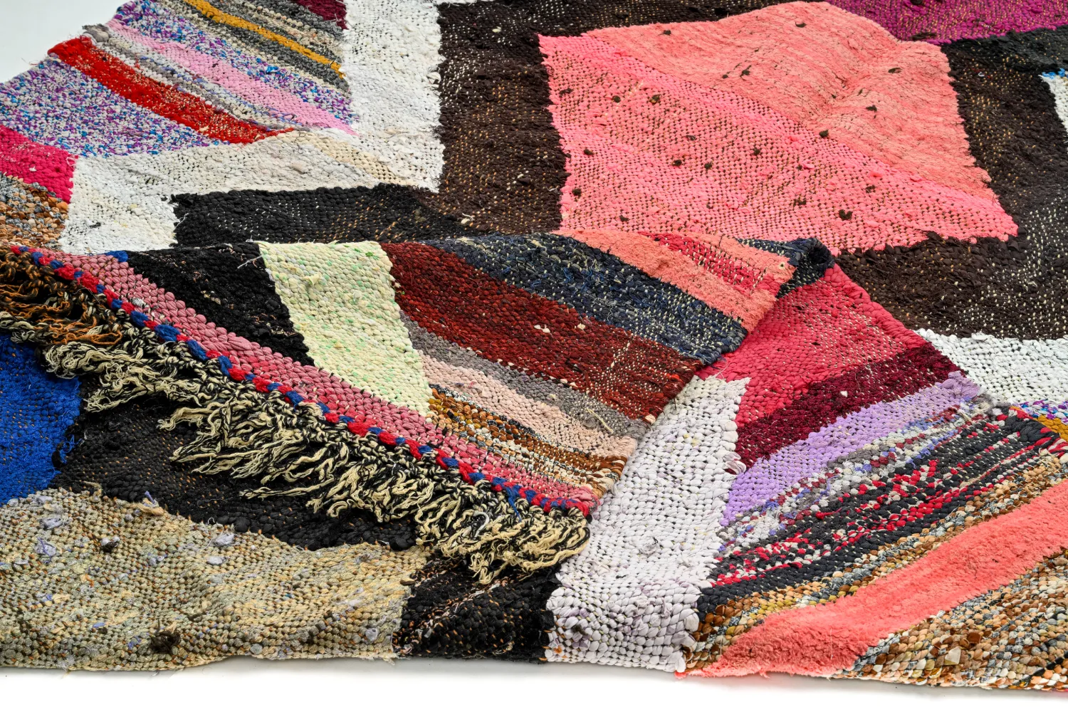 Koberec Berbere Marocký Boucherouite 140 x 245 cm