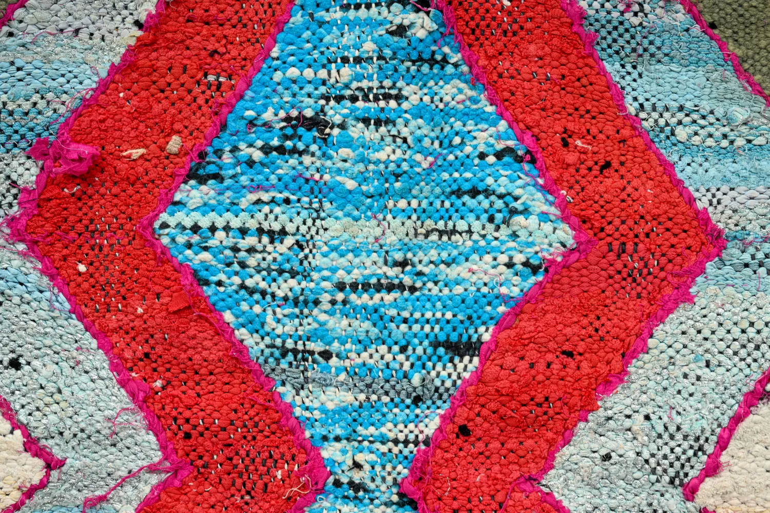 Marockansk Boucherouite-matta 115 x 220 cm