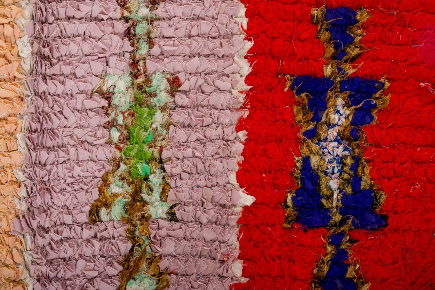 Marocký berberský koberec Boucherouite 360 x 130 cm