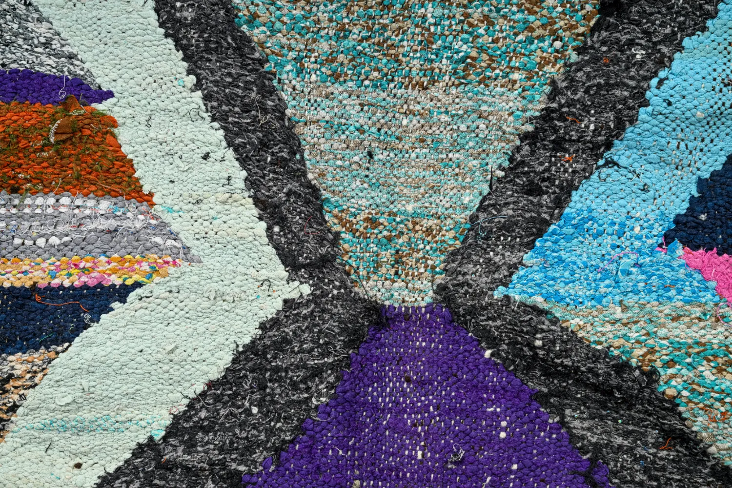 Koberec Berbere Marocký Boucherouite 135 x 235 cm