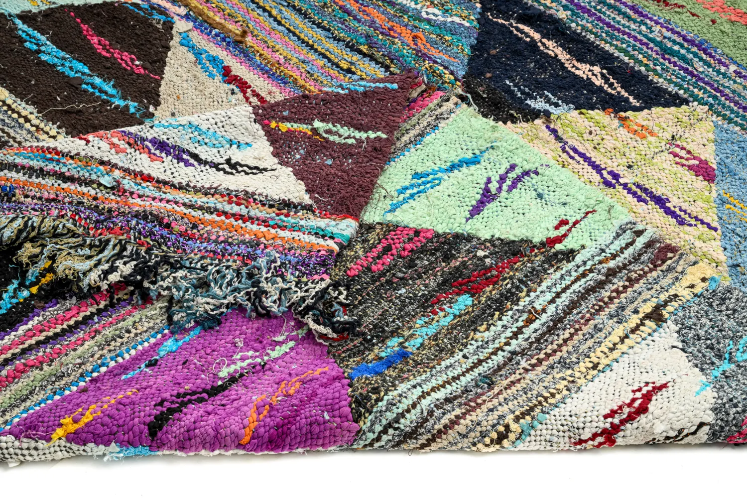 Koberec Berbere Marocký Boucherouite 135 x 235 cm