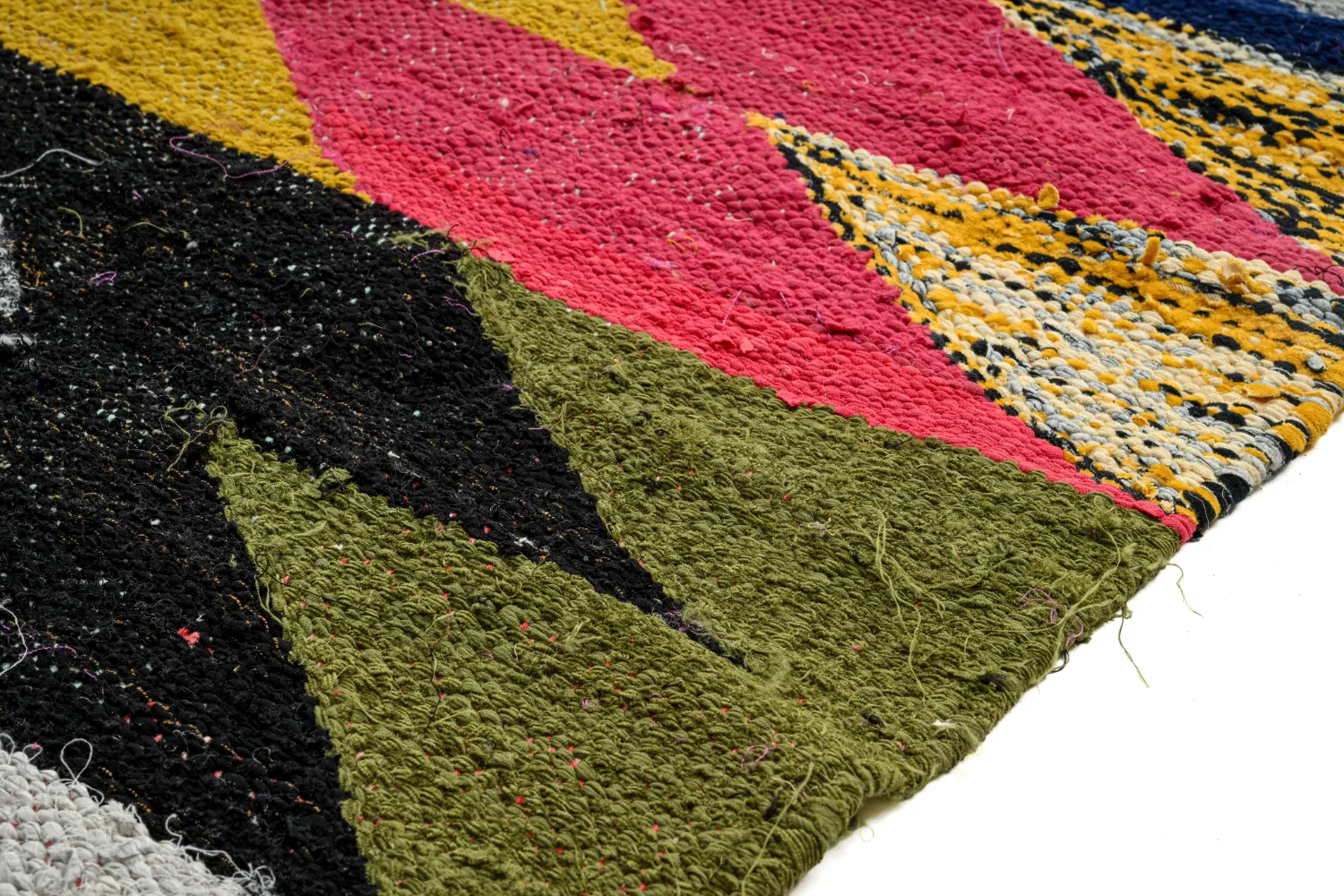 Koberec Berbere Marocký Boucherouite 155 x 255 cm