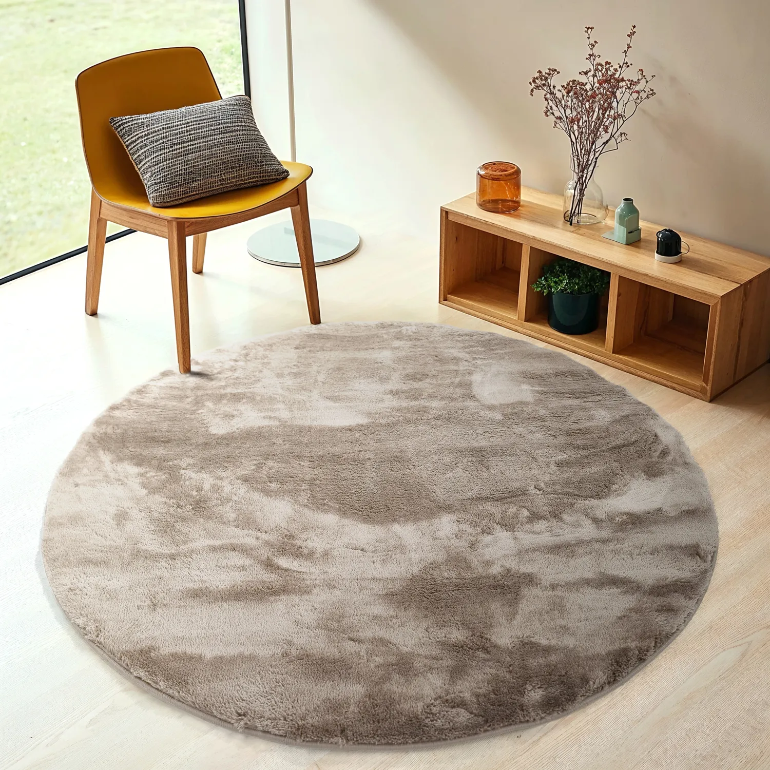 Koberce okrúhle - Aranga Super Soft Fur (hnedá)