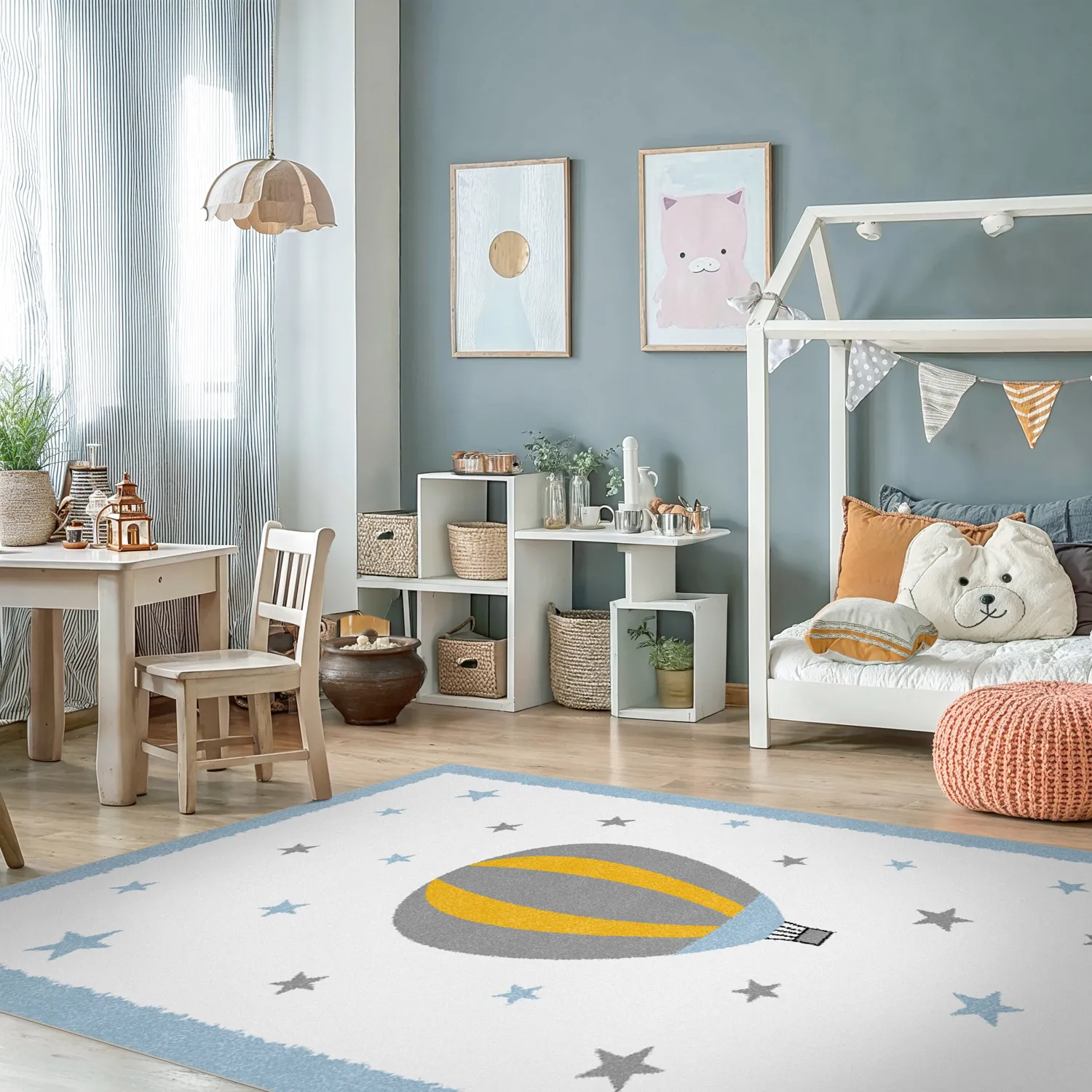 Detský koberec - Alone Balloon (modrý)