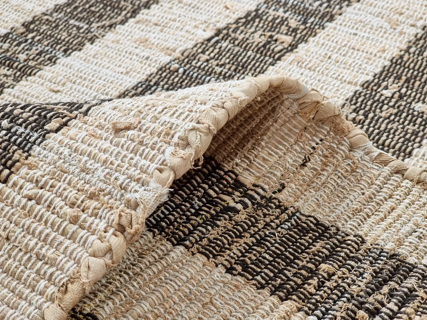 Bavlnený koberec - Hedda (čierny)