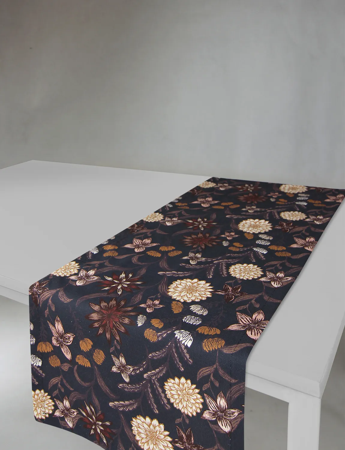 Behúne na stôl - Behúne Lotten (tmavošedé)