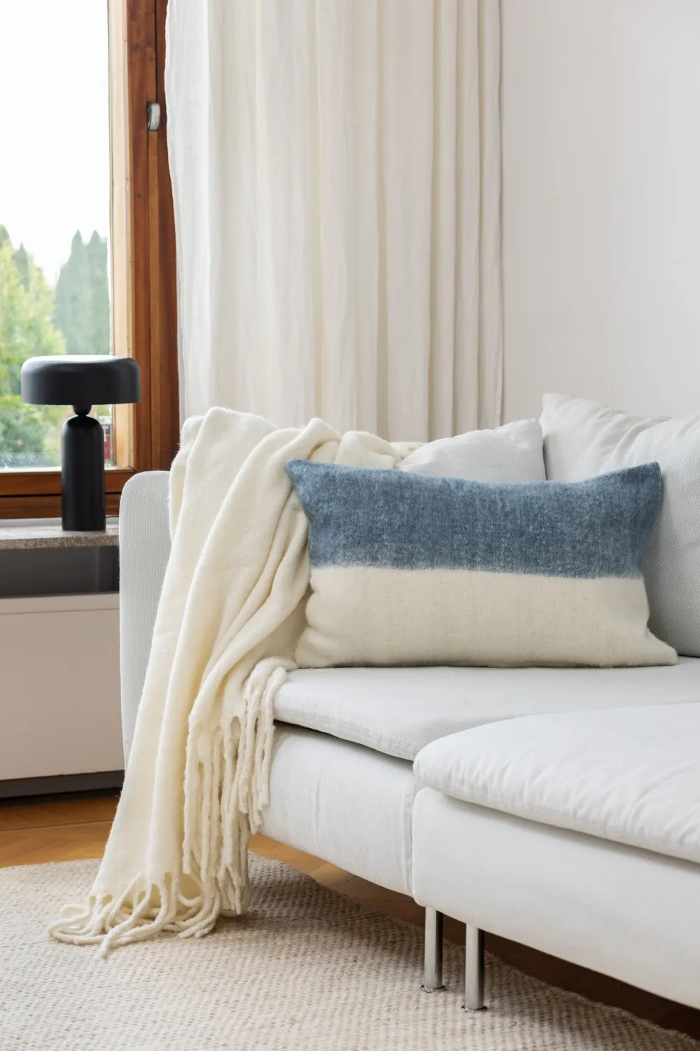 Puzdro na vankúš z vlnenej zmesi - Carrie (modré)