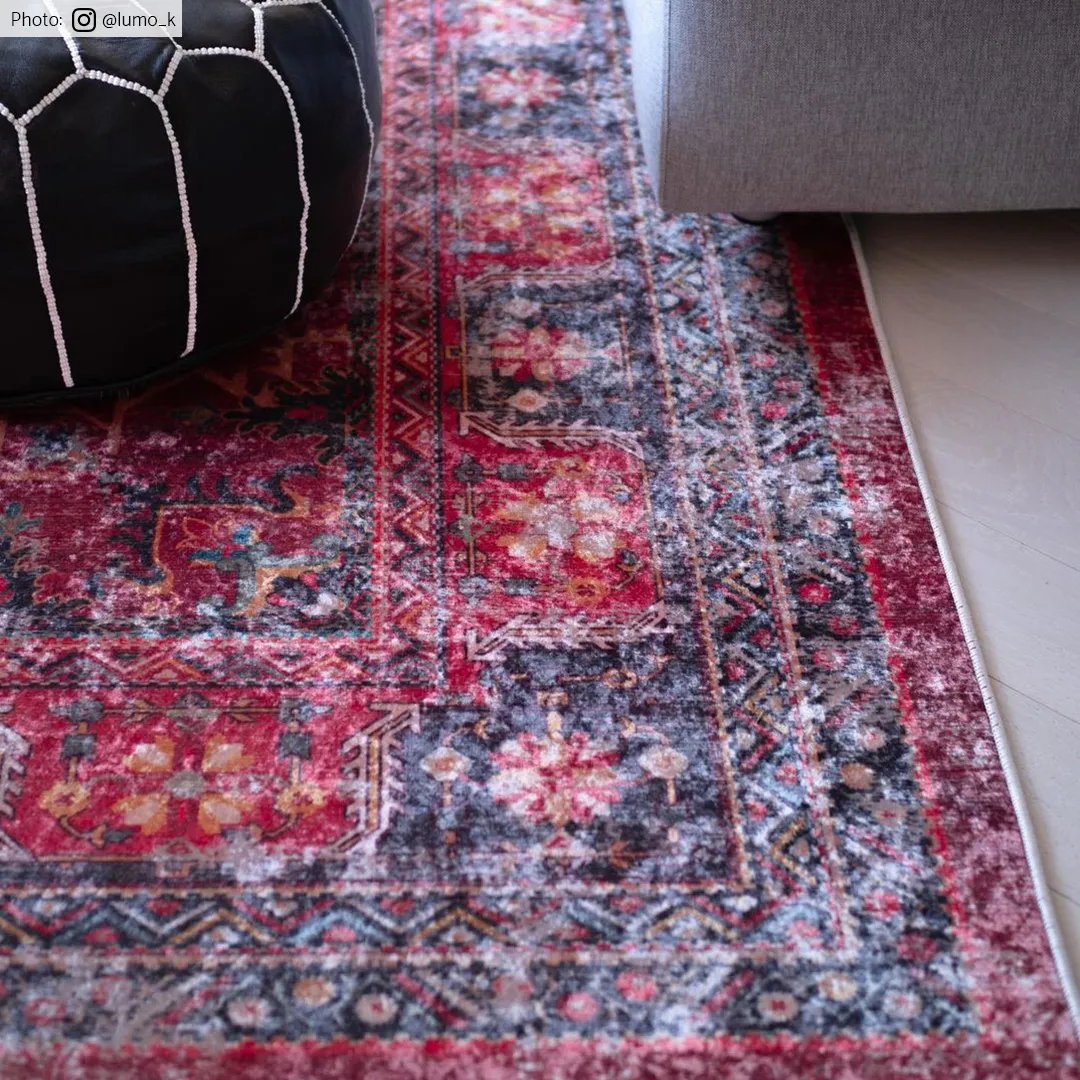 Koberec Wilton - Soussi (červený/multicolor)