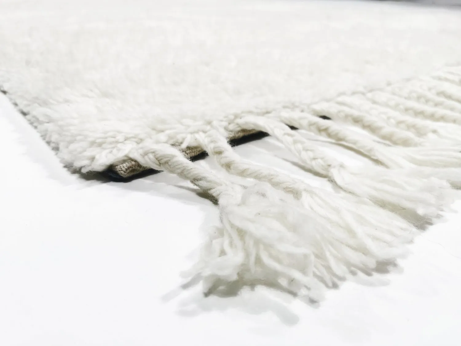 Koberec z vlny - Averdon (offwhite)