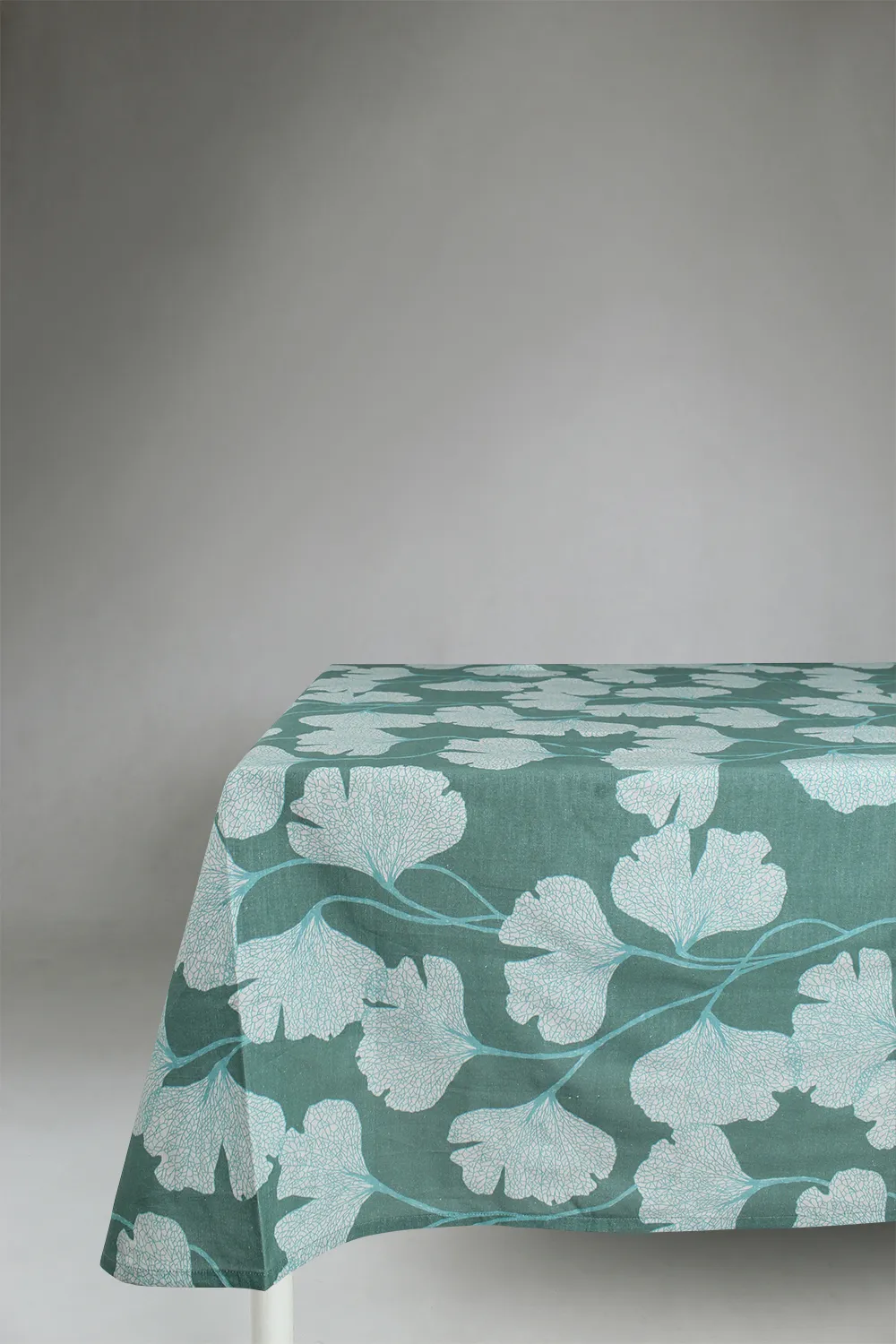 Bavlnený obrus Apríl (tmavozelený)