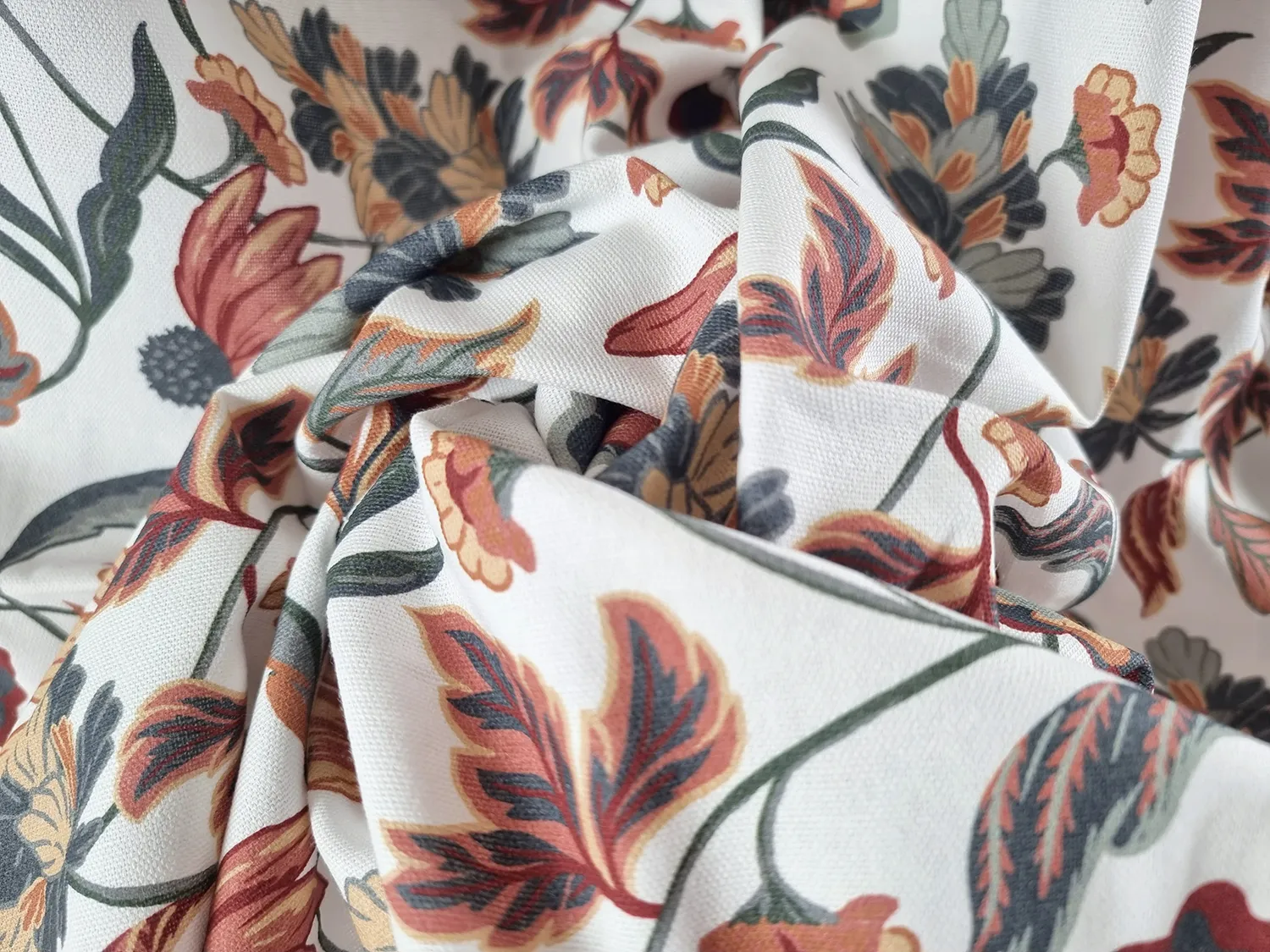 Bavlnený obrus Mathilde (rezavý)