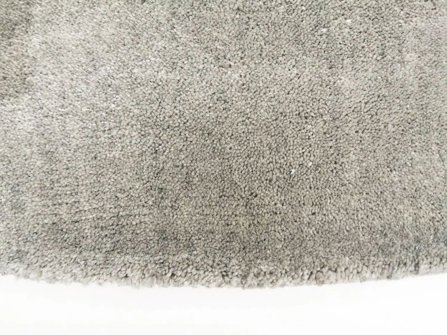 Kruhový koberec - Recyklovaný PET s viskózovým vzhľadom (šedý)