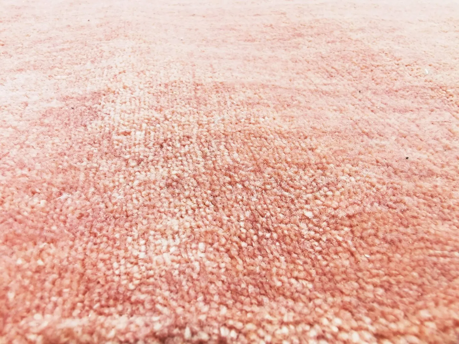 Recyklovaný PET s viskózovým vzhľadom (ružový)