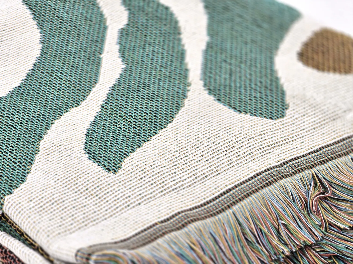 Prikrývky - Bloom Tapestry Blanket (multi)