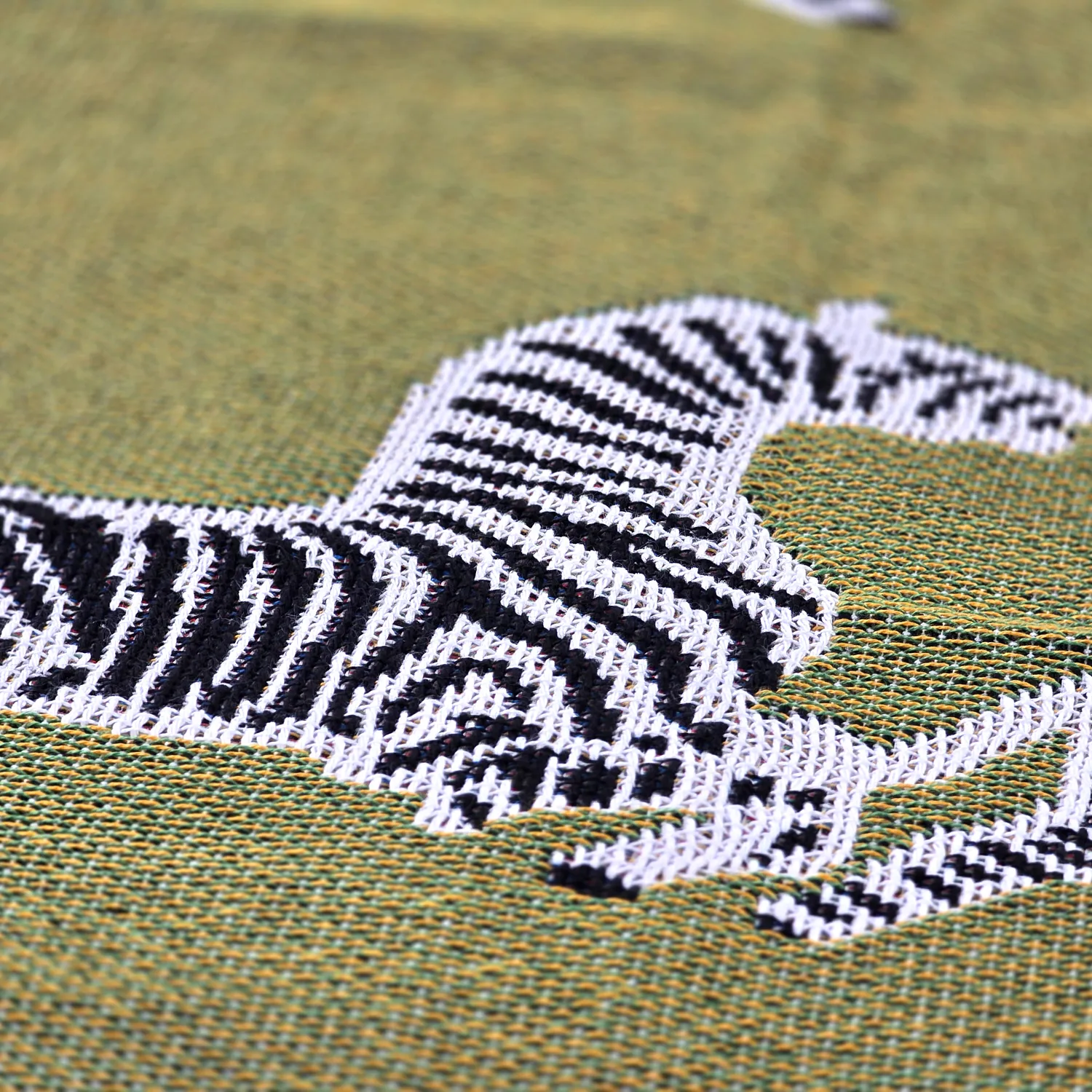 Prikrývky - Kiel Tapestry Blanket (multi)