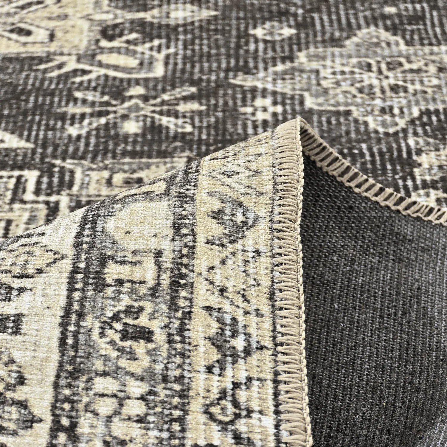 Plátený koberec - Zuleina (tmavošedá)