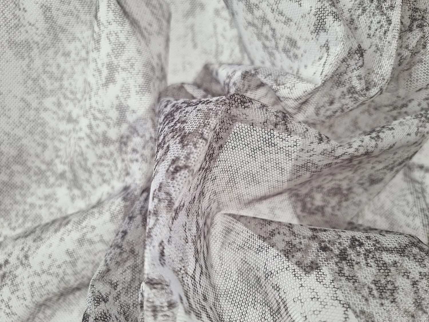 Záclona 140 x 260 cm