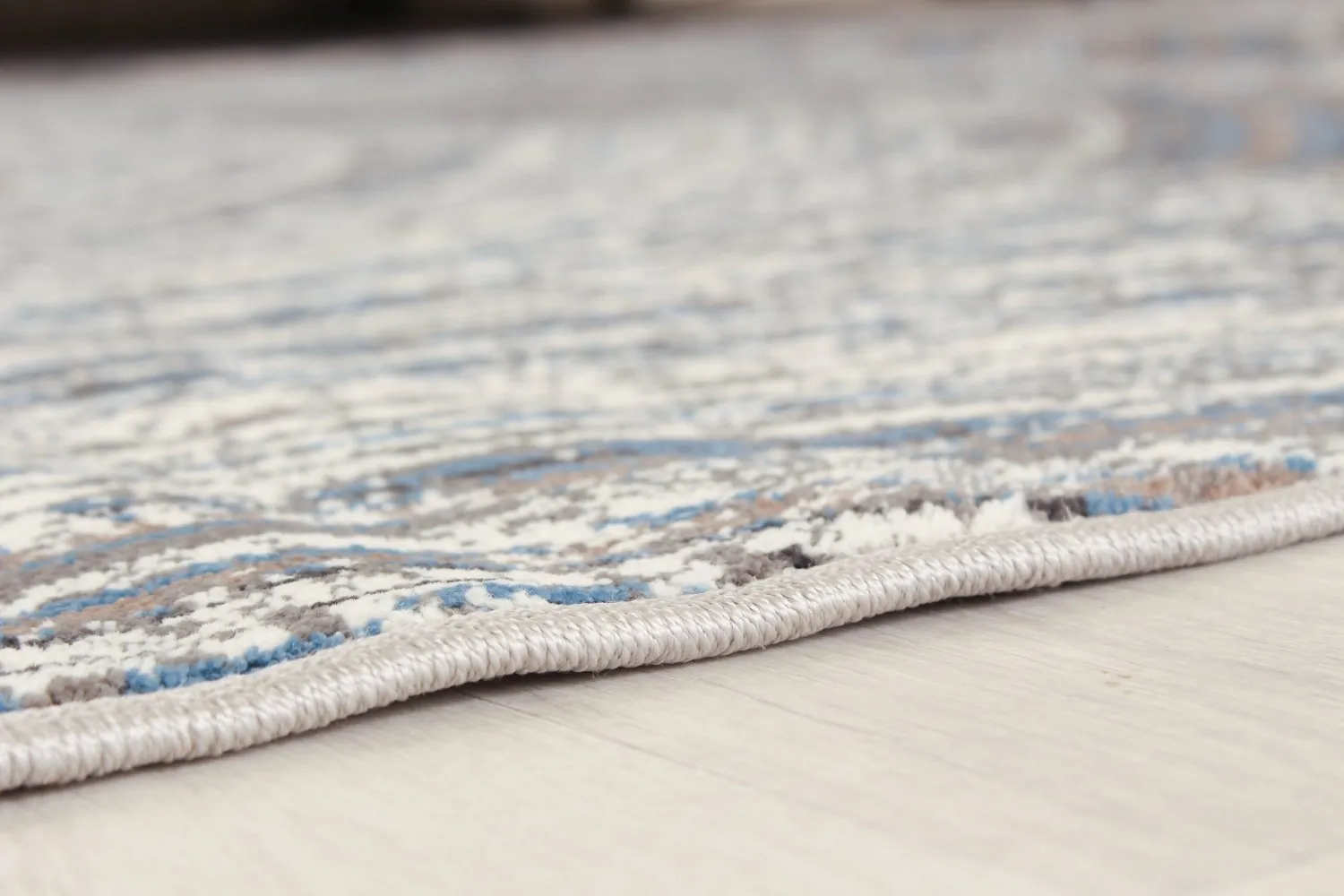 Koberec Wilton - Sotra (multi)