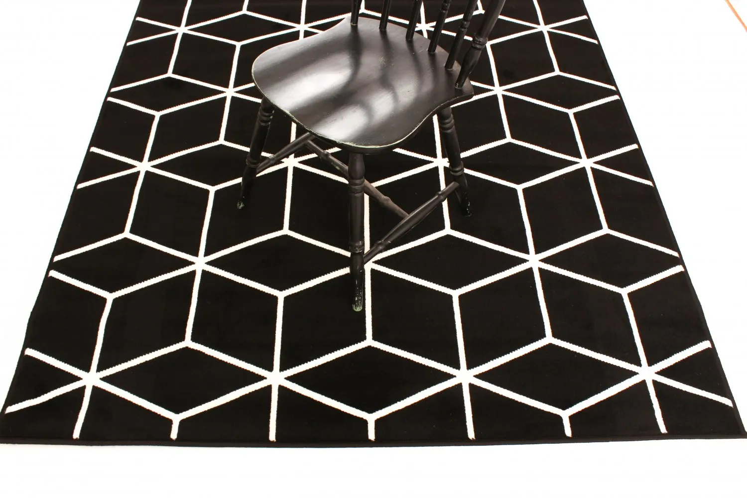 Koberec Wilton - Florence Square (čierna)