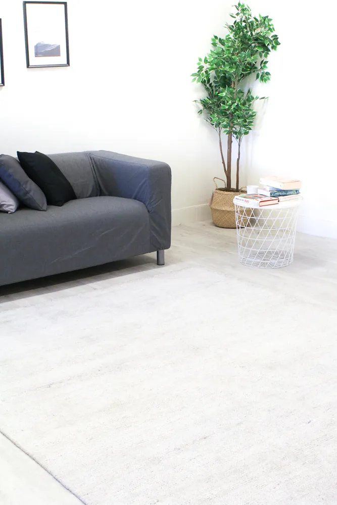 Bambusový hodvábny koberec - Faliraki (svetlo šedý)