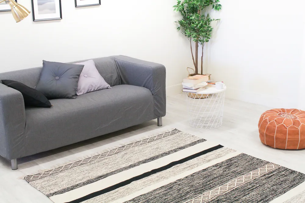 Koberec z kusov - Nikita (šedý)