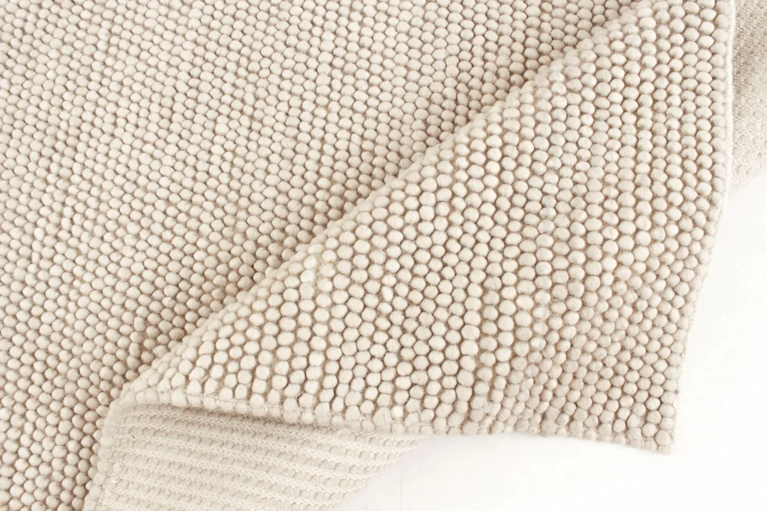 Vlnený koberec - Avafors Wool Bubble (béžový)