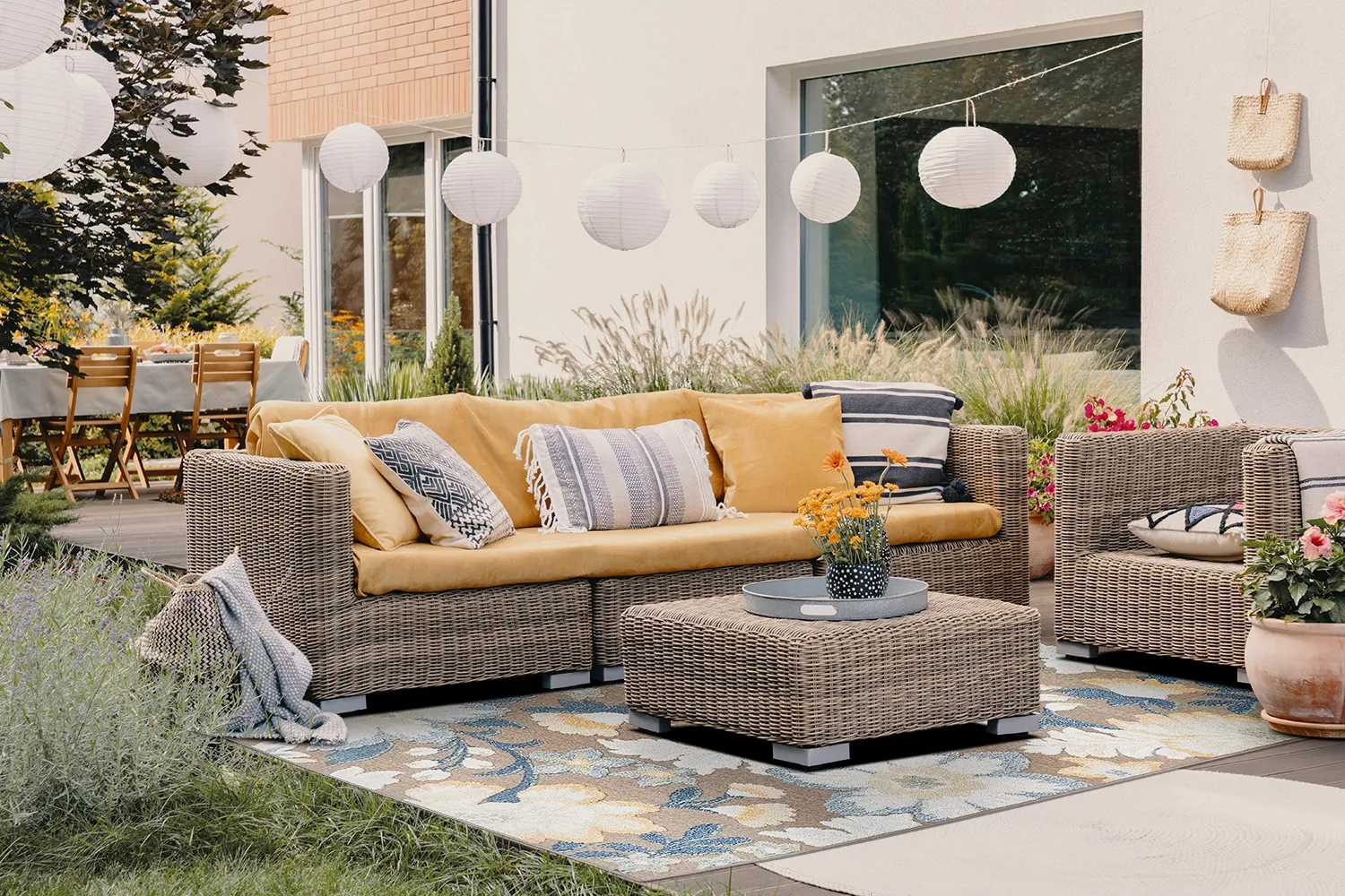 Koberec na vnútorné a vonkajšie použitie - Lucca (multi)